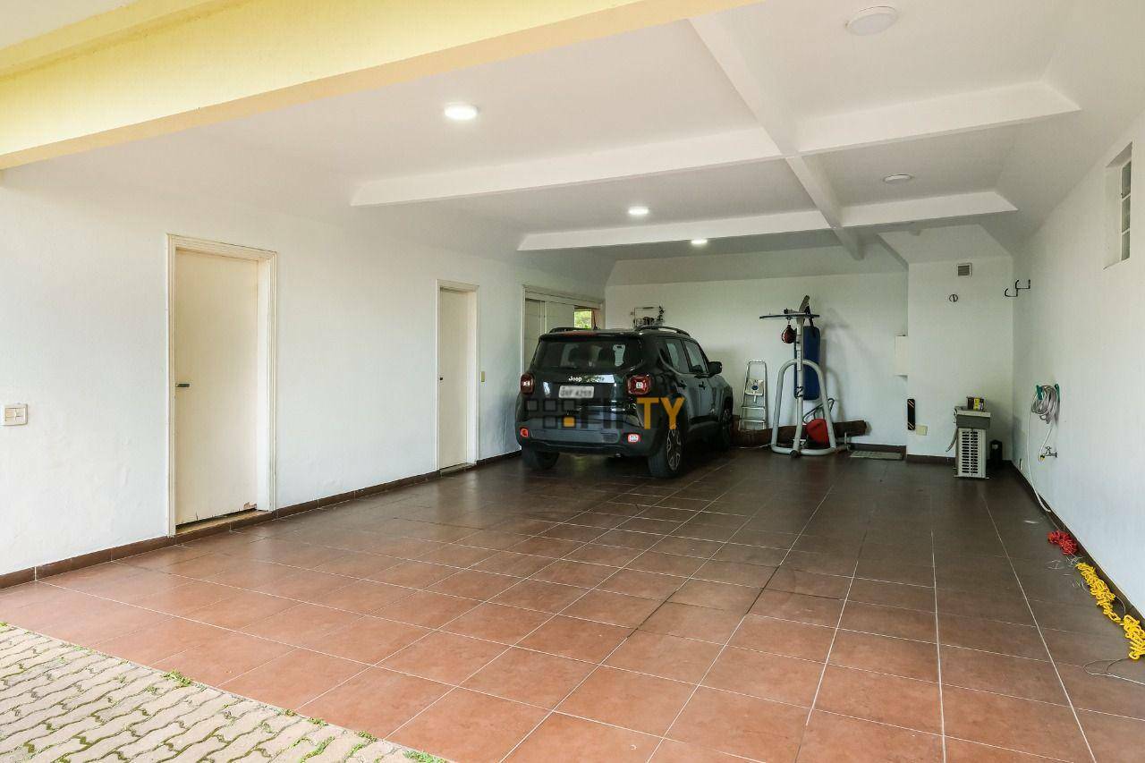 Casa à venda com 4 quartos, 2500m² - Foto 25