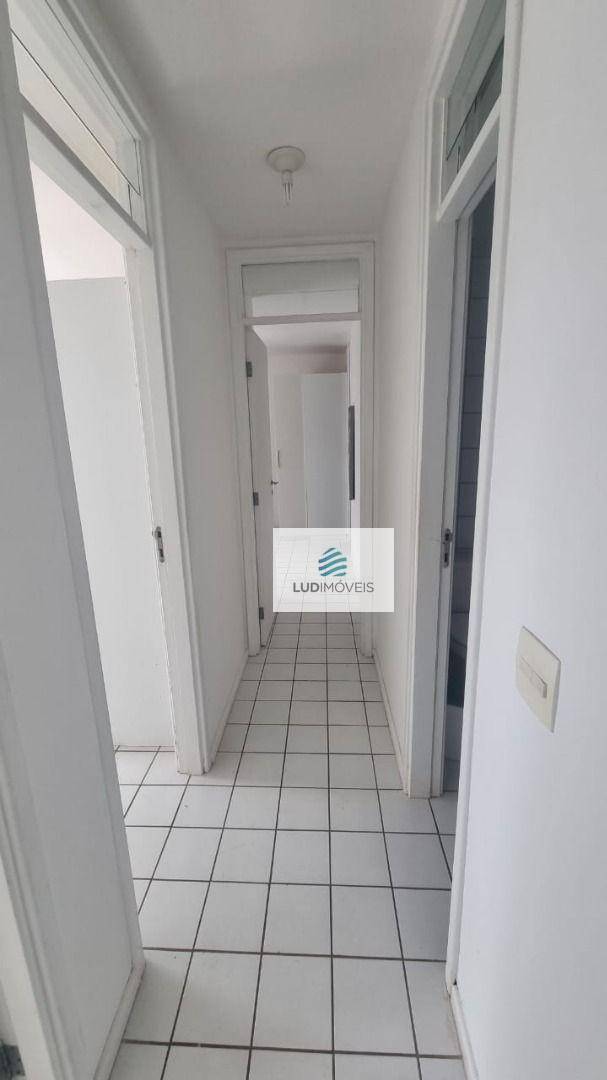 Apartamento para alugar com 3 quartos, 96m² - Foto 7