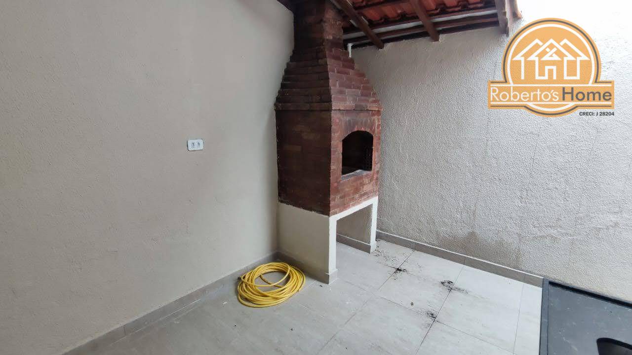 Casa à venda com 2 quartos, 83m² - Foto 9