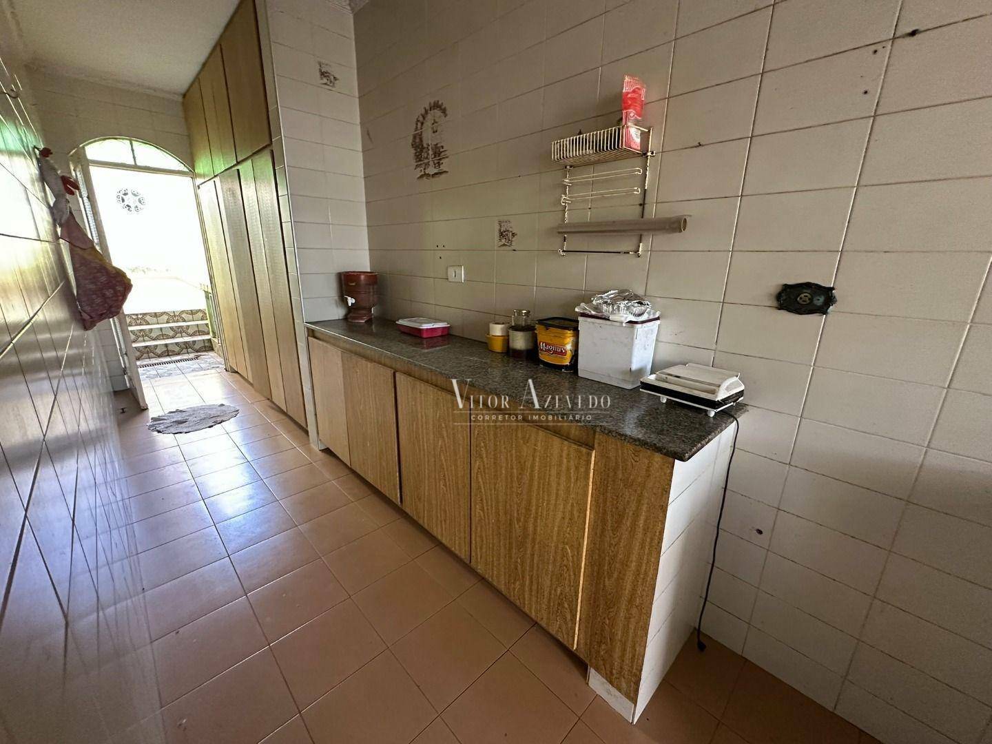 Casa à venda com 3 quartos, 256m² - Foto 16