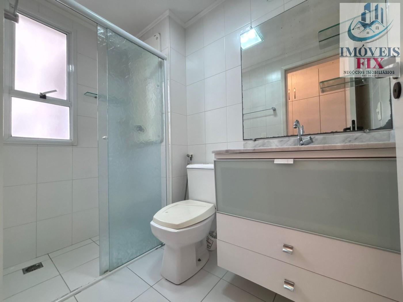 Apartamento à venda com 2 quartos, 75m² - Foto 24