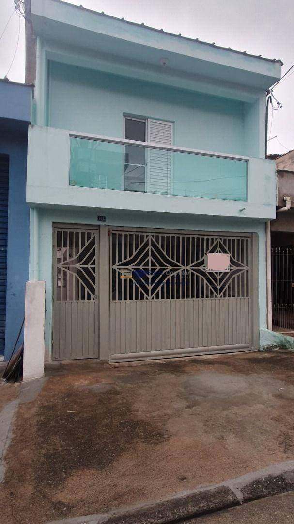 Sobrado à venda com 6 quartos, 150m² - Foto 1