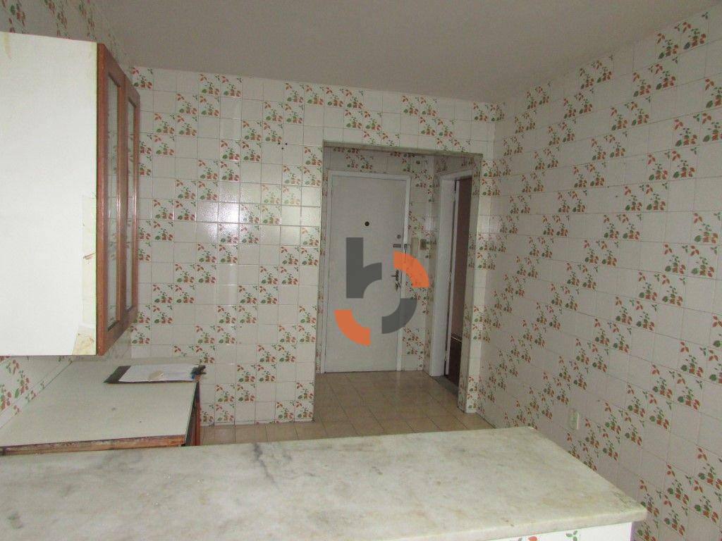 Apartamento à venda com 3 quartos, 97m² - Foto 6