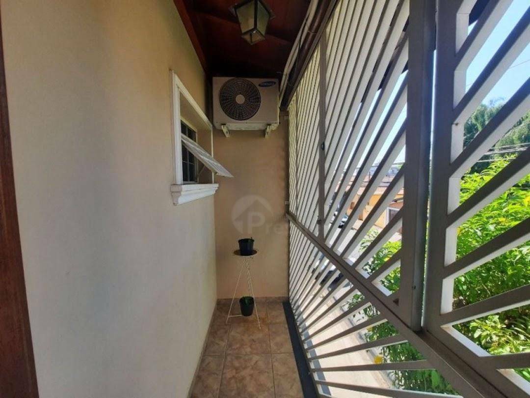 Casa à venda com 3 quartos, 229m² - Foto 21