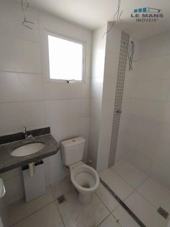 Apartamento à venda com 3 quartos, 75m² - Foto 17