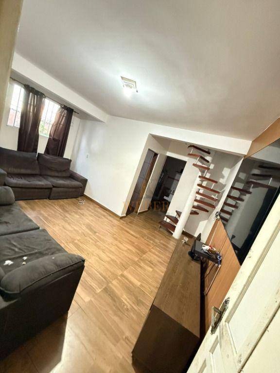 Sobrado, 3 quartos, 240 m² - Foto 4