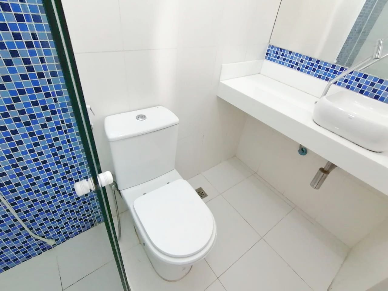 Apartamento à venda com 3 quartos, 60m² - Foto 6