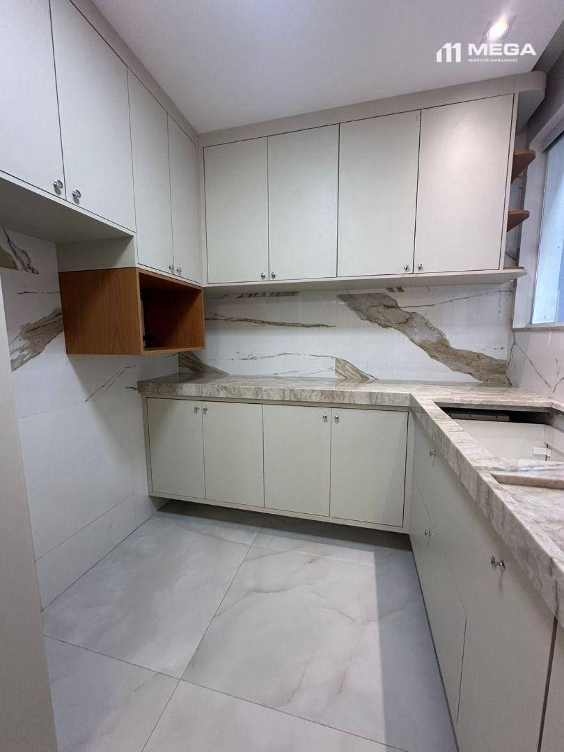 Casa de Condomínio à venda com 3 quartos, 294m² - Foto 11