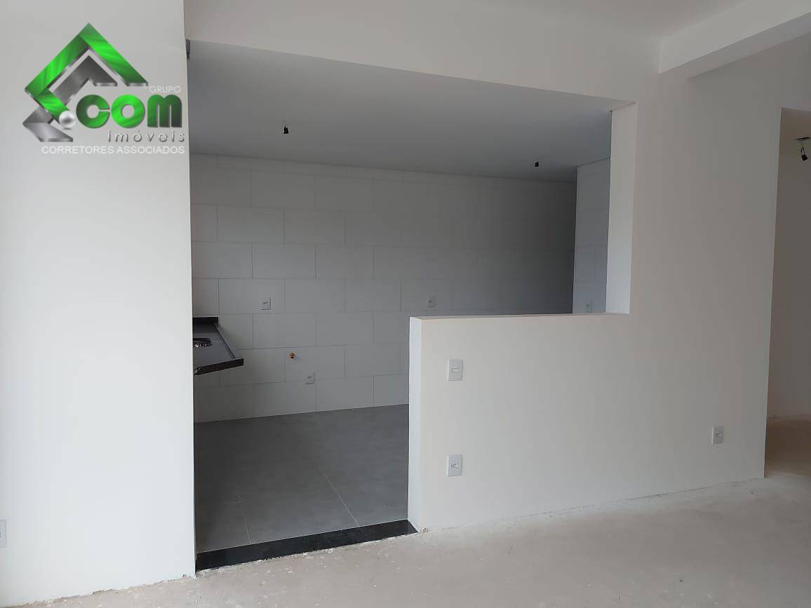 Apartamento à venda com 2 quartos, 81m² - Foto 13