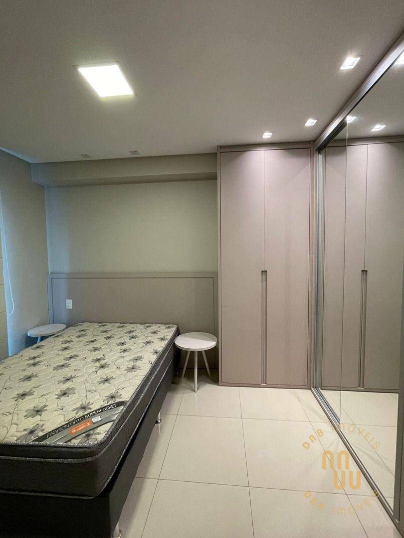 Apartamento à venda com 4 quartos, 135m² - Foto 15