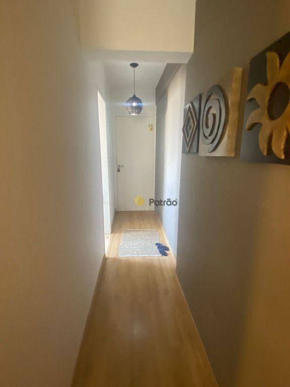 Apartamento à venda com 2 quartos, 65m² - Foto 2