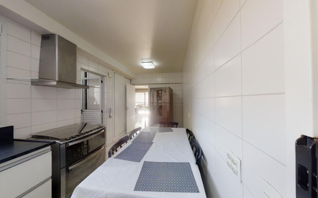 Apartamento à venda com 3 quartos, 136m² - Foto 7