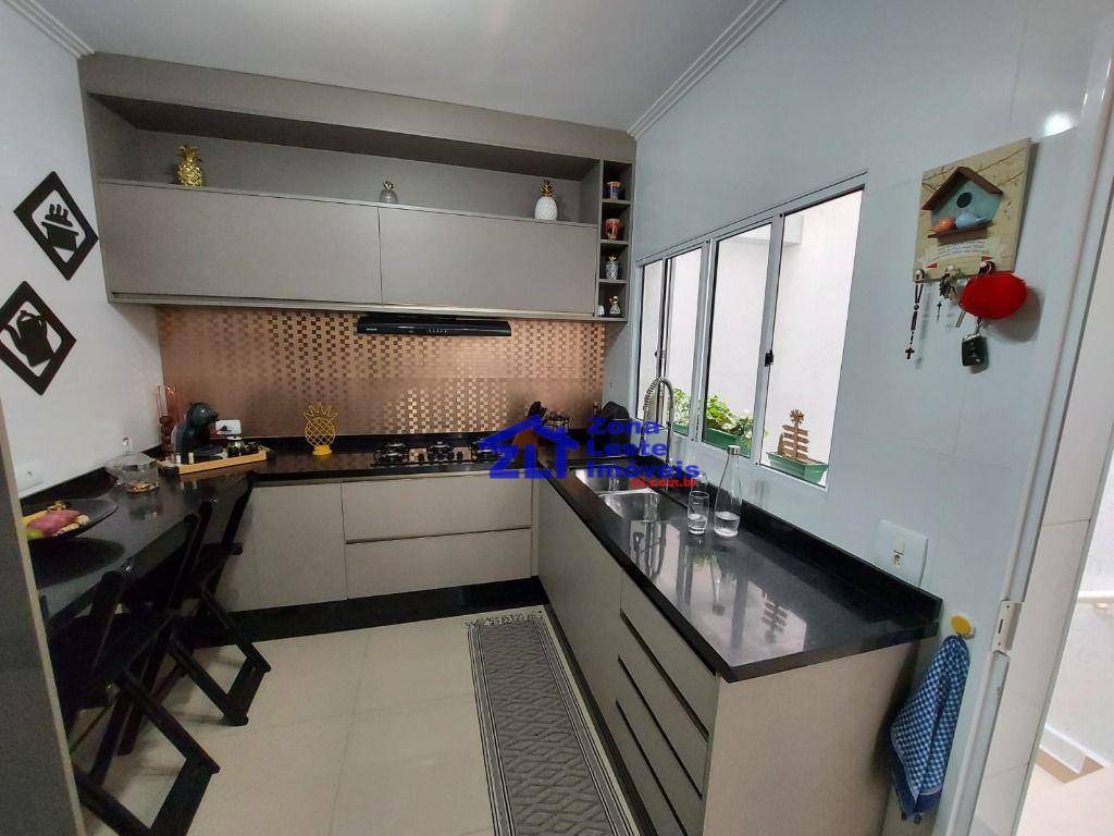 Sobrado à venda com 2 quartos, 120m² - Foto 36