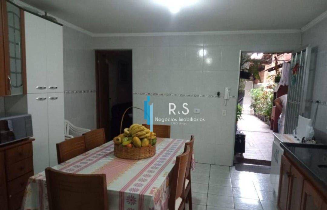 Casa à venda com 7 quartos, 210m² - Foto 19