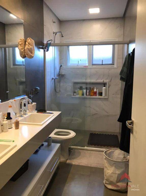 Casa de Condomínio à venda com 4 quartos, 270m² - Foto 19
