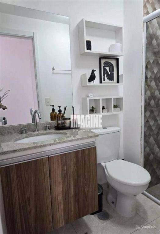 Apartamento à venda com 2 quartos, 70m² - Foto 10