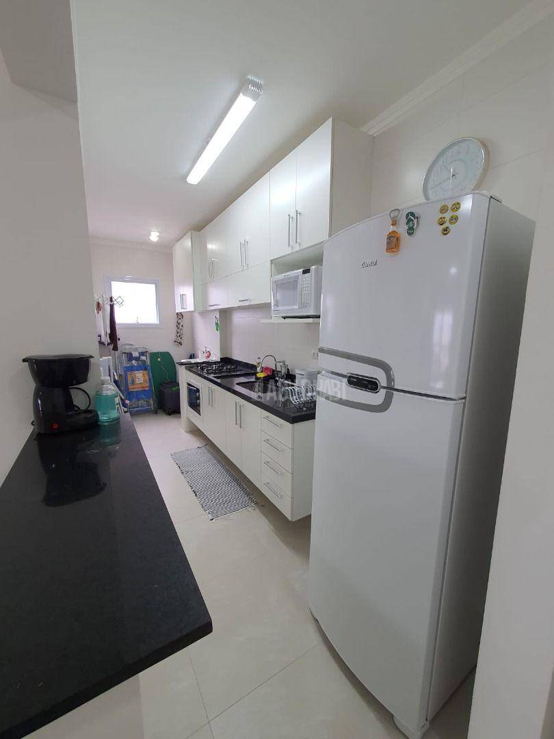 Apartamento à venda com 2 quartos, 74m² - Foto 8