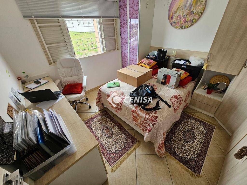 Casa de Condomínio à venda com 3 quartos, 210m² - Foto 28