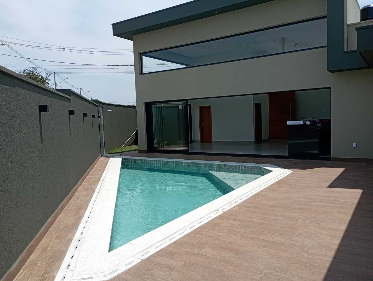 Casa à venda com 3 quartos, 265m² - Foto 6