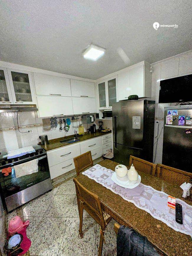Apartamento à venda e aluguel com 3 quartos, 120m² - Foto 8