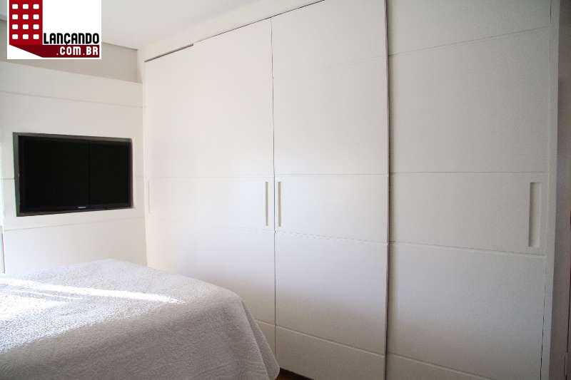 Apartamento à venda com 3 quartos, 216m² - Foto 5