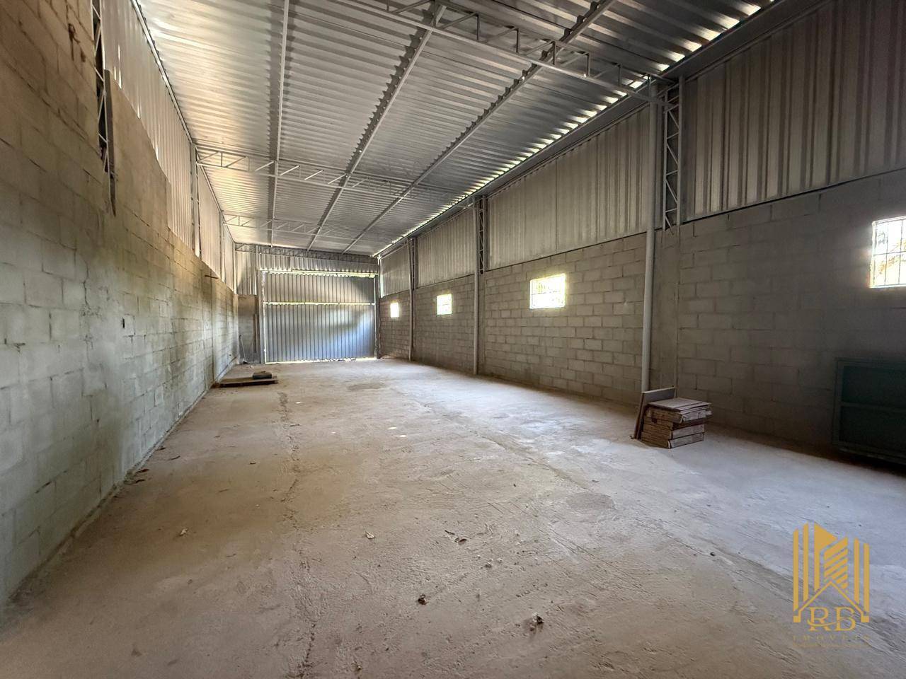 Depósito-Galpão, 240 m² - Foto 2