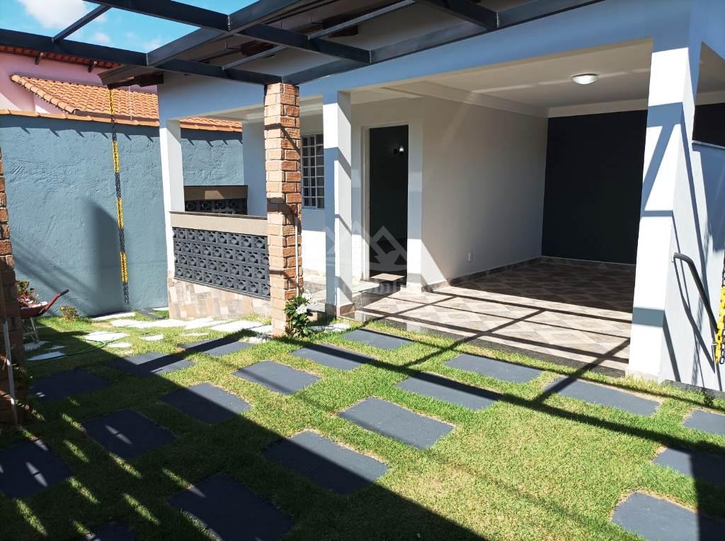 Casa, 4 quartos, 222 m² - Foto 2