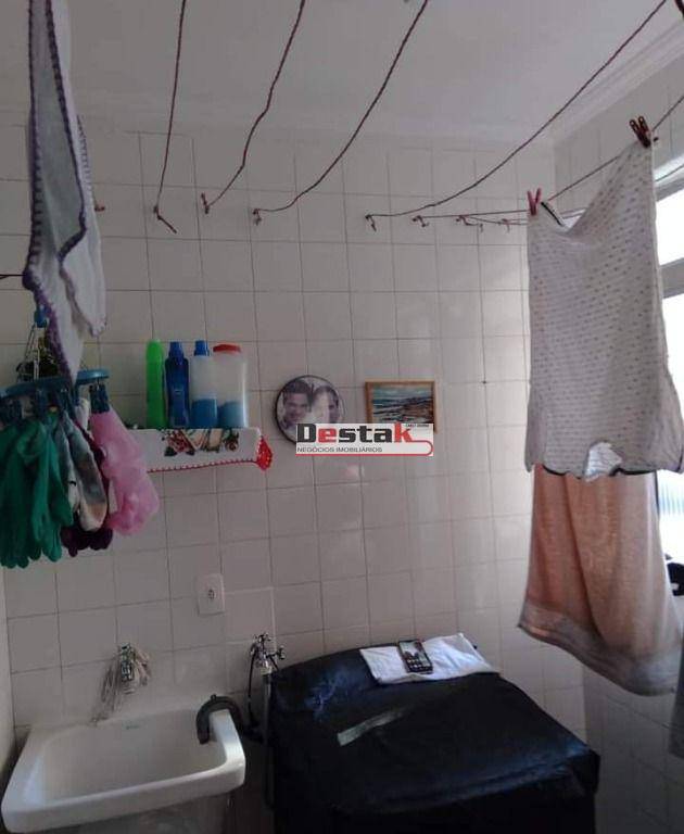 Apartamento à venda com 2 quartos, 59m² - Foto 2