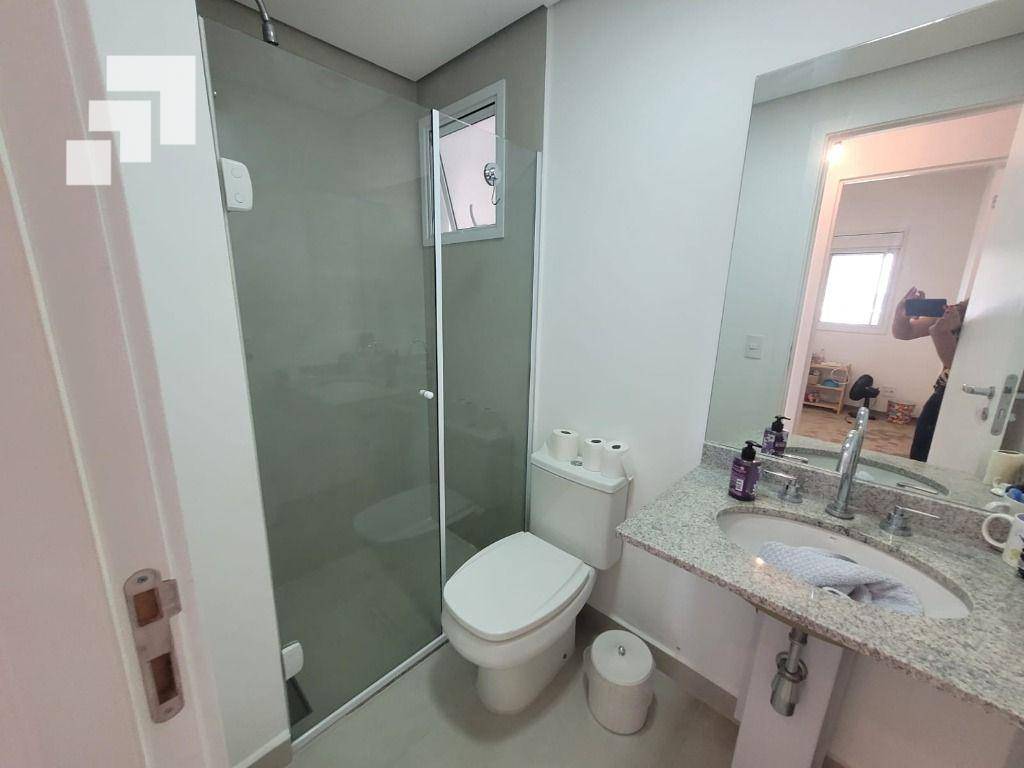 Apartamento à venda com 2 quartos, 69m² - Foto 32