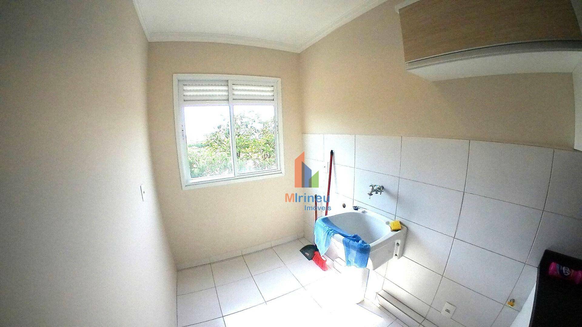 Apartamento para alugar com 2 quartos, 65m² - Foto 8