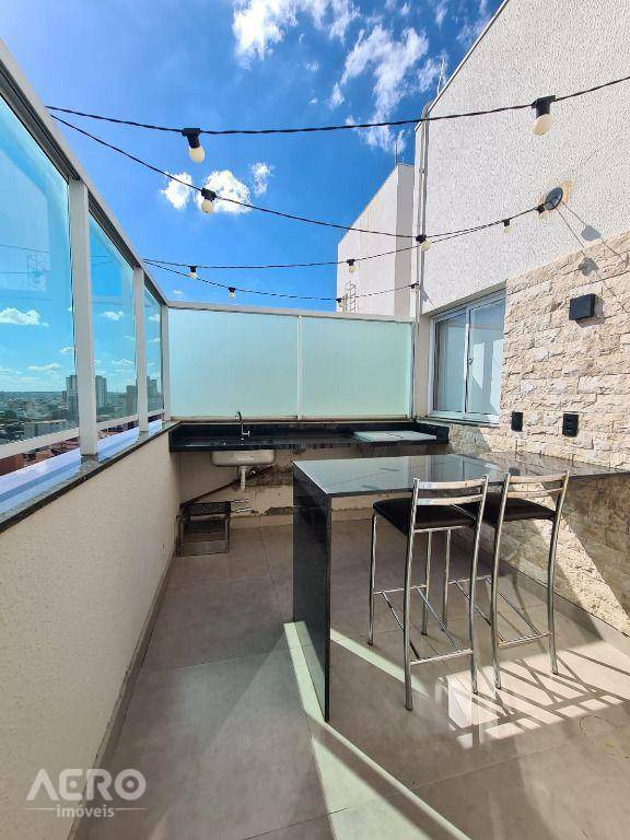 Apartamento à venda com 2 quartos, 77m² - Foto 9