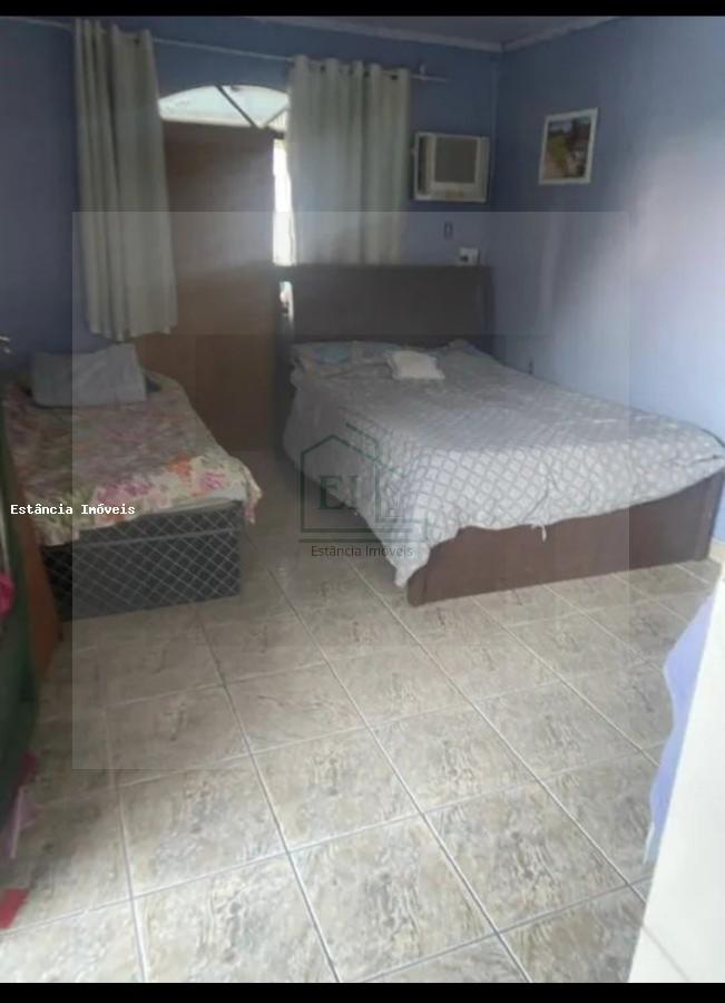 Casa à venda com 4 quartos, 250m² - Foto 4