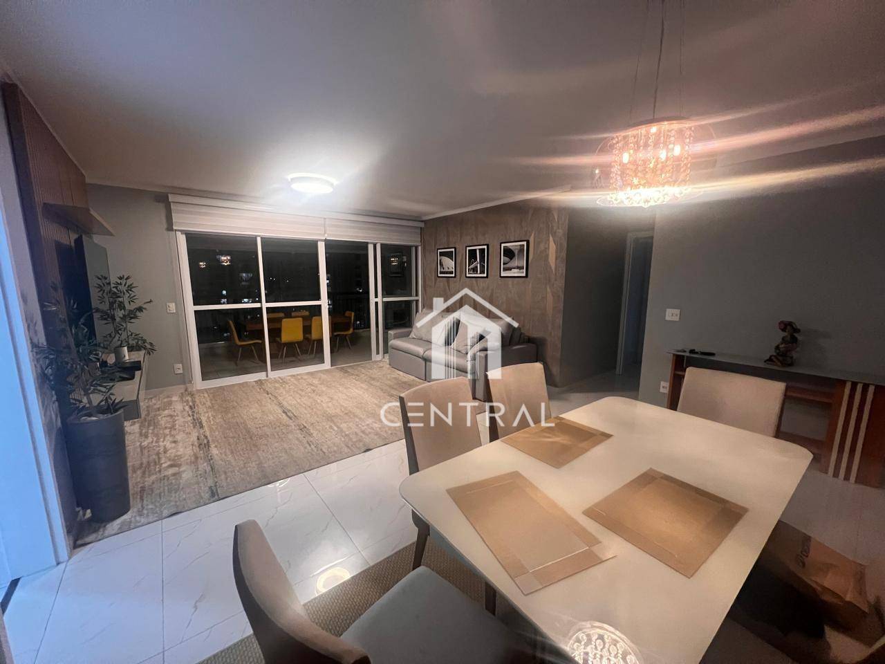 Apartamento, 3 quartos, 154 m² - Foto 2