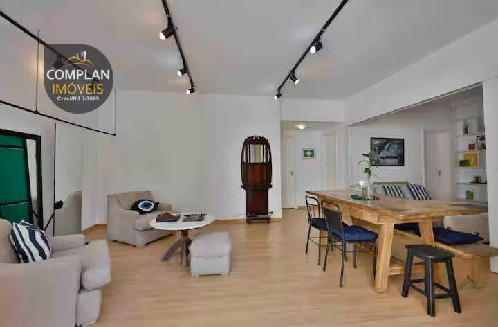 Apartamento à venda com 3 quartos, 130m² - Foto 1