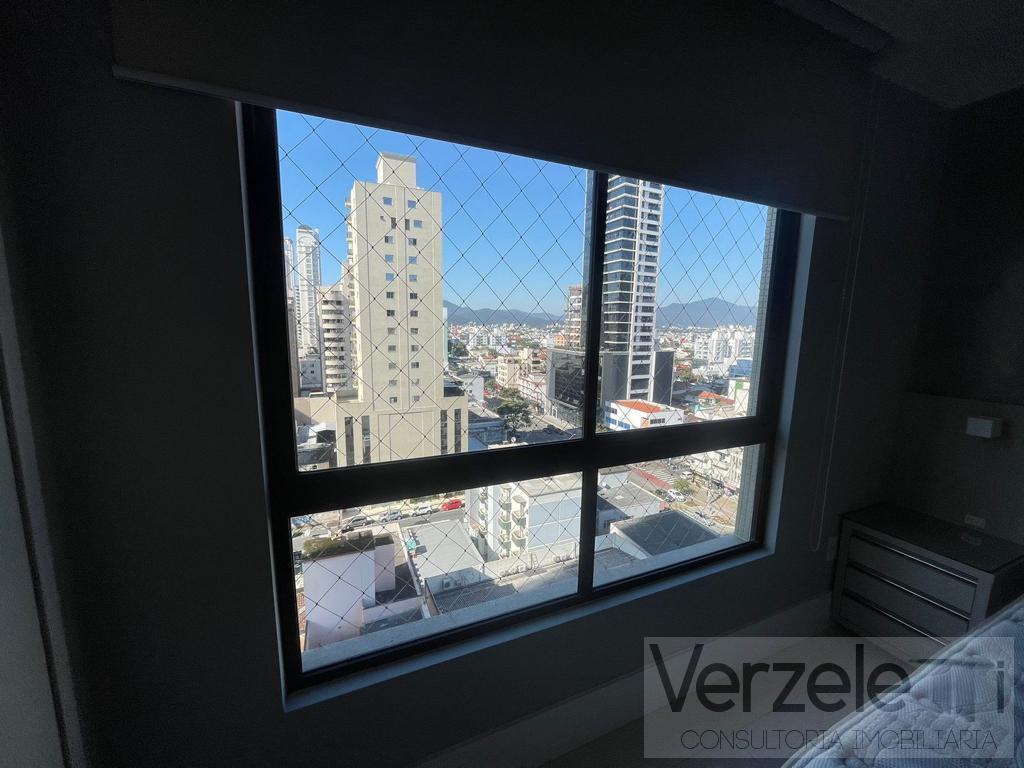 Apartamento para alugar com 3 quartos, 127m² - Foto 8