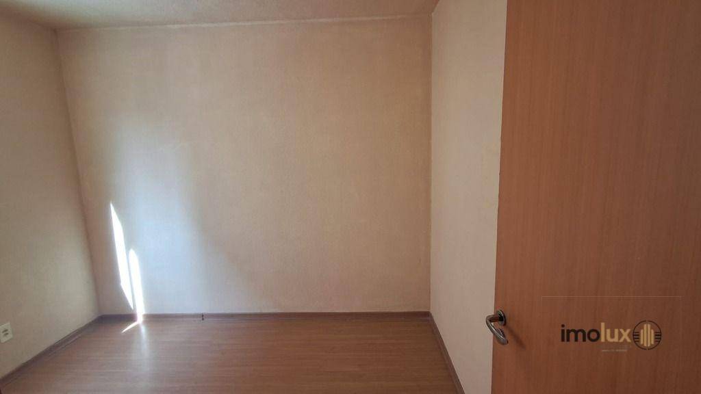 Apartamento à venda com 2 quartos, 54m² - Foto 2