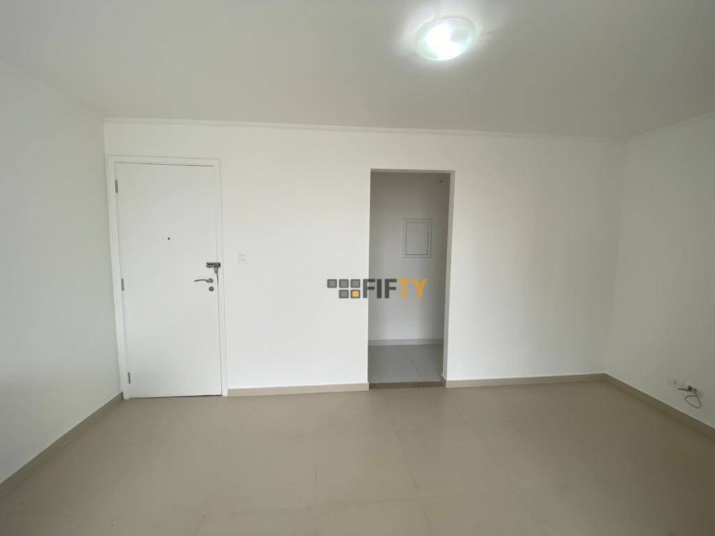 Apartamento à venda e aluguel com 2 quartos, 70m² - Foto 6