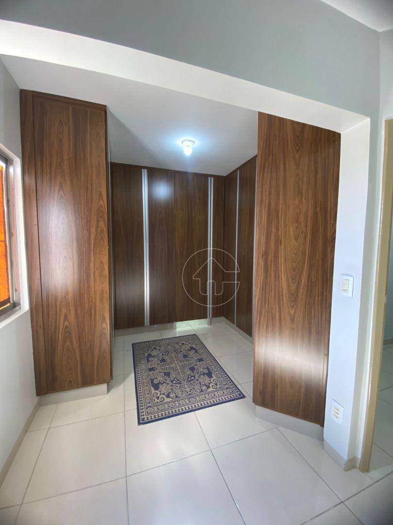 Apartamento, 3 quartos, 138 m² - Foto 2