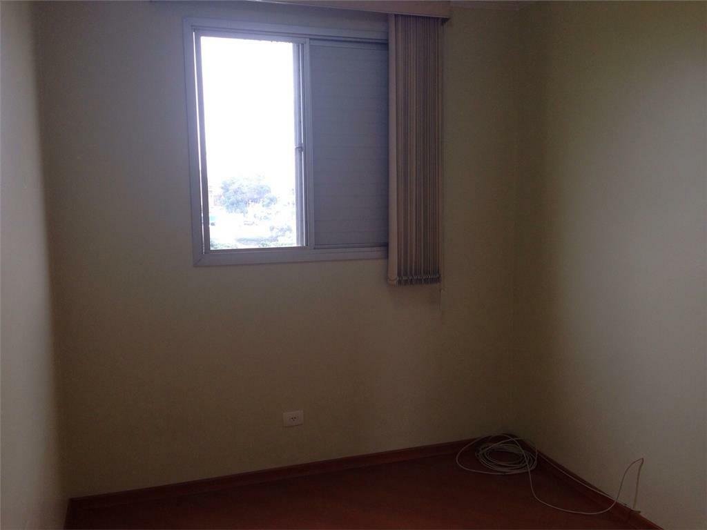 Apartamento para alugar com 3 quartos, 64m² - Foto 25