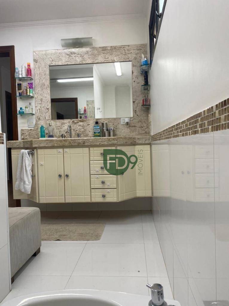 Apartamento à venda com 3 quartos, 130m² - Foto 11