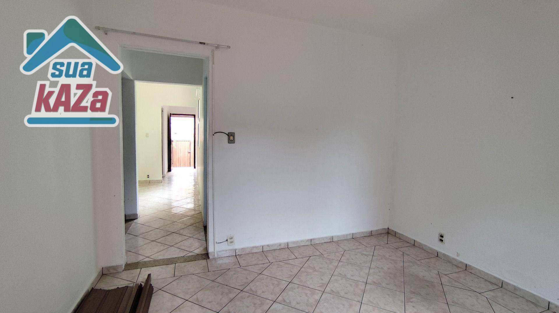 Casa à venda com 3 quartos, 100m² - Foto 11