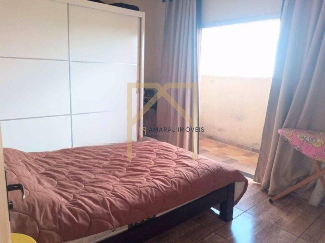 Casa à venda com 3 quartos, 160m² - Foto 6