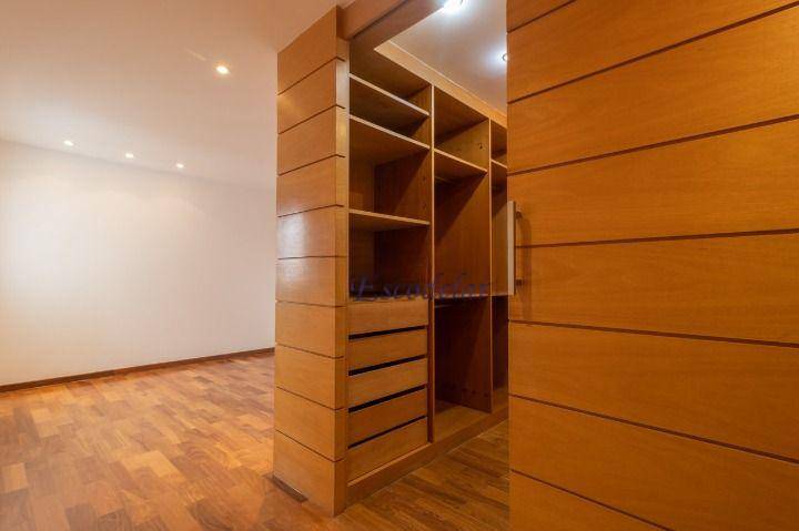 Apartamento para alugar com 3 quartos, 198m² - Foto 13