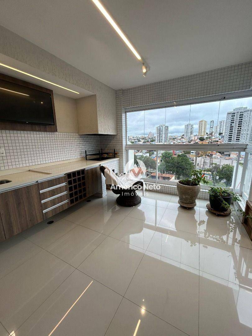 Apartamento à venda com 3 quartos, 158m² - Foto 4