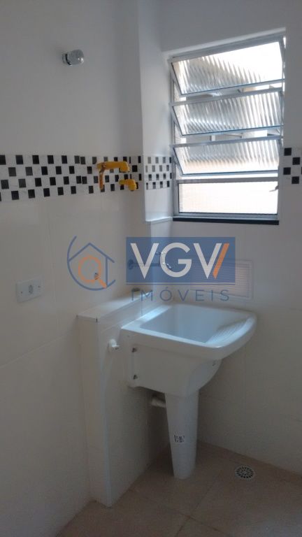 Apartamento à venda com 2 quartos, 41m² - Foto 12