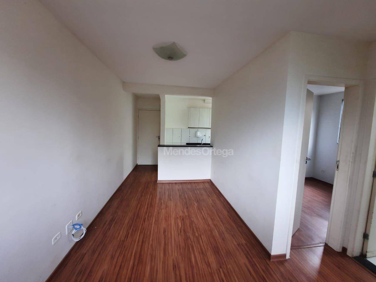 Apartamento para alugar com 2 quartos, 45m² - Foto 4