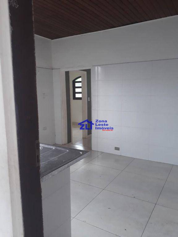 Casa à venda com 6 quartos, 102m² - Foto 2