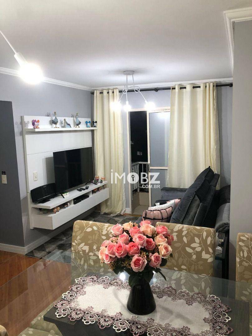 Apartamento à venda com 3 quartos, 76m² - Foto 1