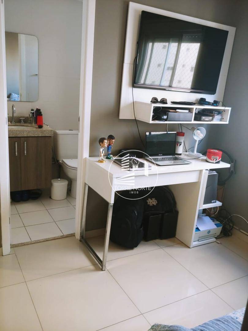 Apartamento à venda com 3 quartos, 140m² - Foto 8