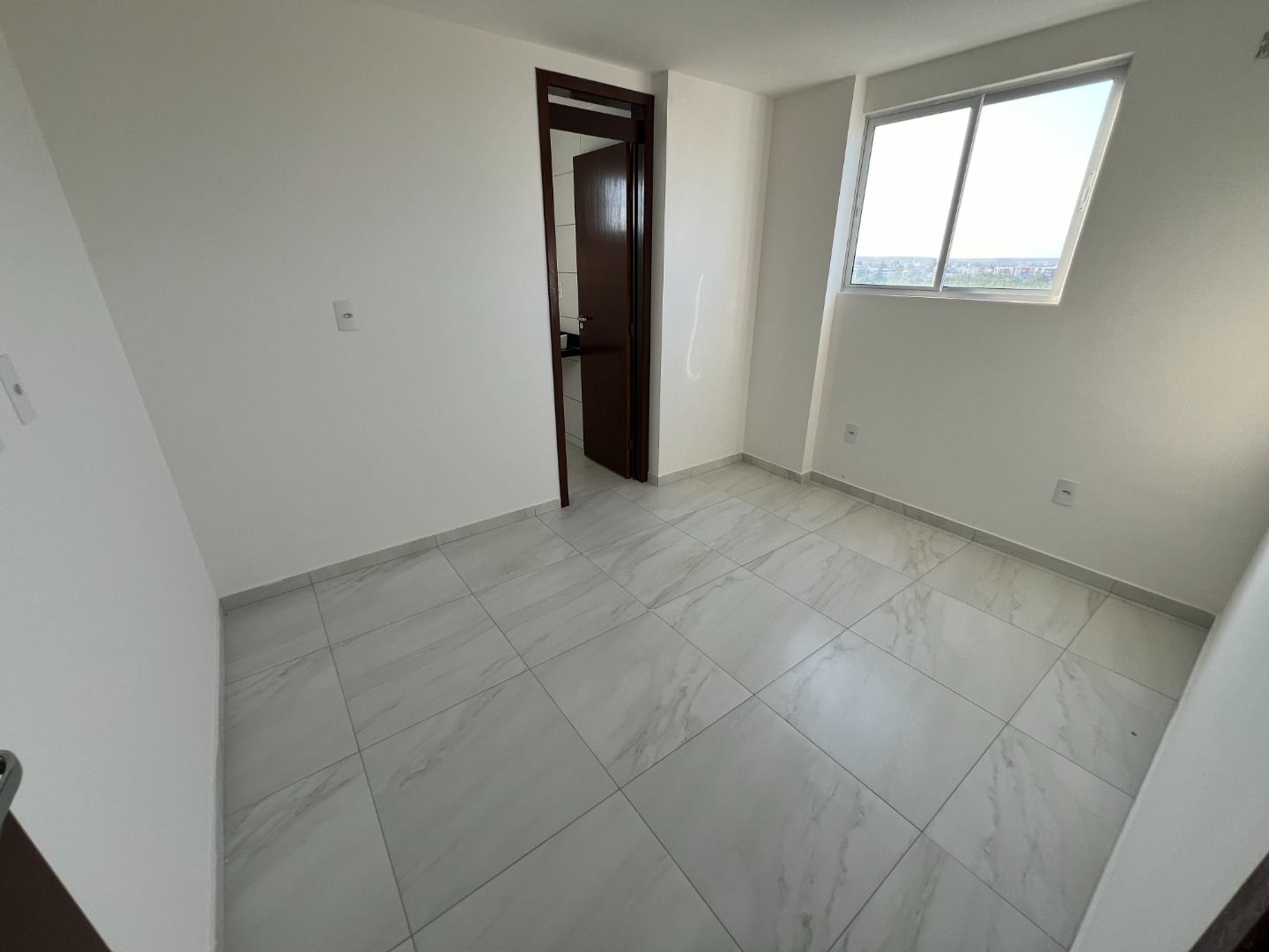 Apartamento à venda com 1 quarto, 38m² - Foto 4